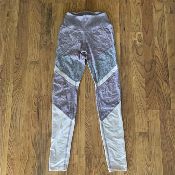 Alo High-Waist Alosoft Shelia Legging - Picture 1 of 4
